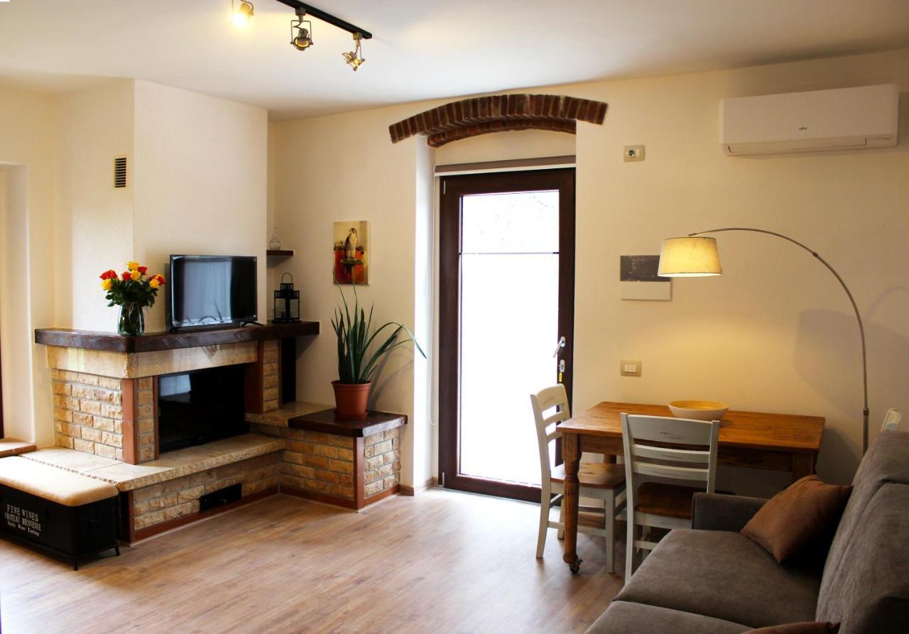Agriturismo Il Broletto 苏韦雷托 外观 照片