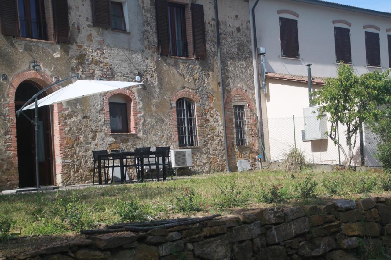 Agriturismo Il Broletto 苏韦雷托 外观 照片