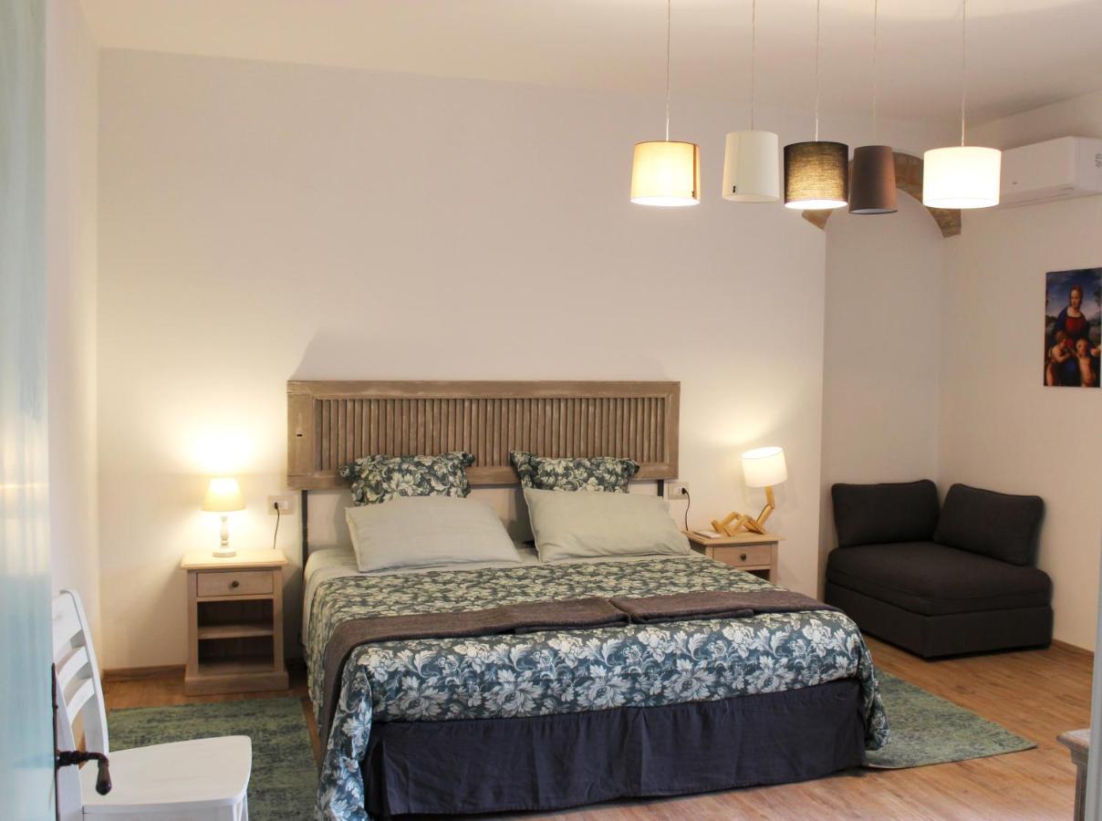 Agriturismo Il Broletto 苏韦雷托 外观 照片